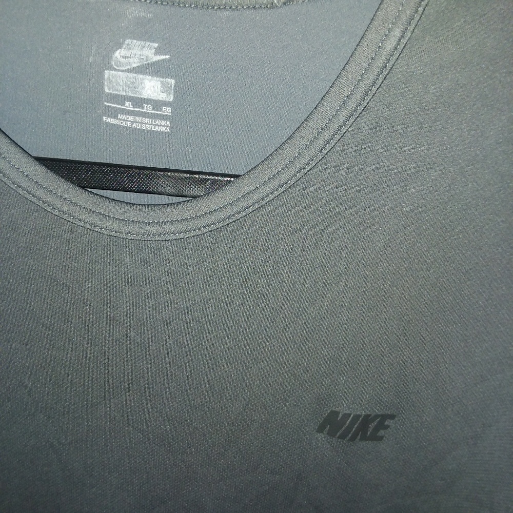 Nike short sleeve gray workout shirt